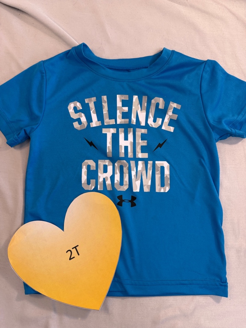 Under Armour - LIKE NEW Kids Blue 'Silence the Crowd' T